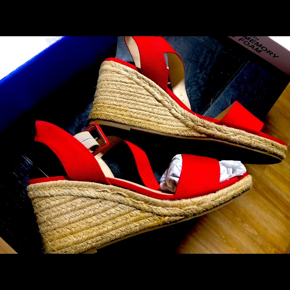 velocity memory foam life stride open toe espadrilles